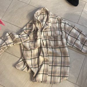 Maternity shacket size medium euc